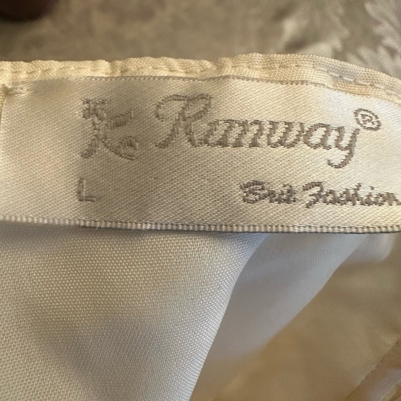 Lace up Corset Ivory Two Piece Gown Gala, Wedding, Quinceañera, Prom or Evening - Picture 8 of 12